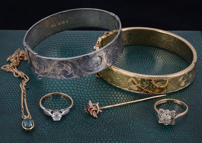 Lot 178 - A small quantity of 9ct gold