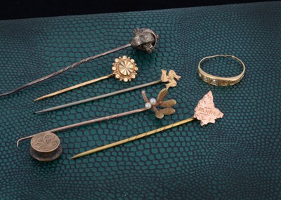 Lot 197 - A collection of gold stick pins