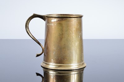 Lot 227 - A 1950s silver one pint tankard from Alexander Clark & Co
