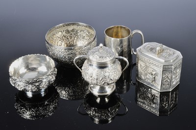 Lot 252 - A collection early 20th century Indian items