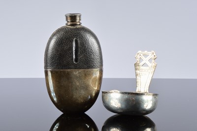 Lot 261 - An 18th century continental toddy style ladle bowl