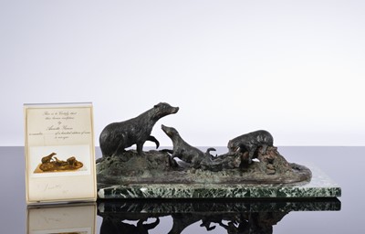 Lot 585 - A 1980s unique bronze sculpture of badgers by Annette Yarrow