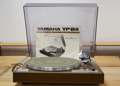 Lot 615 - Yamaha Turntable