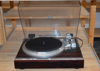 Lot 636 - JVC Turntable System