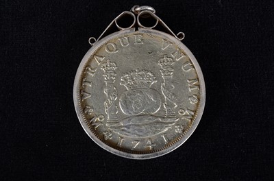 Lot 19 - An 18th century Spanish Empire 8 Reales Style white metal coin