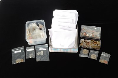 Lot 38 - A collection of modern world coinage