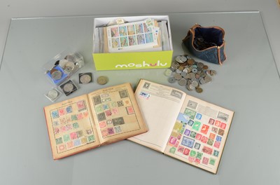 Lot 50 - A collection of world coinage