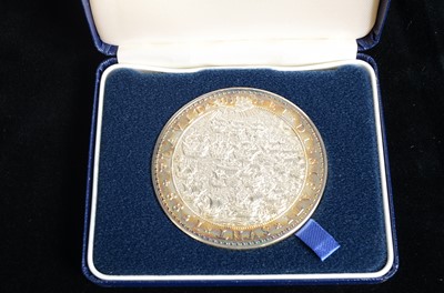 Lot 75 - A 1988 Royal Mint 5oz Sterling Silver Medallion