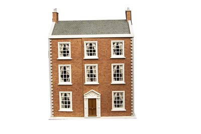 Lot 246 - A large recent wooden dolls' house