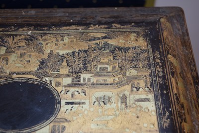 Lot 454 - A large Chinese Tea Caddy