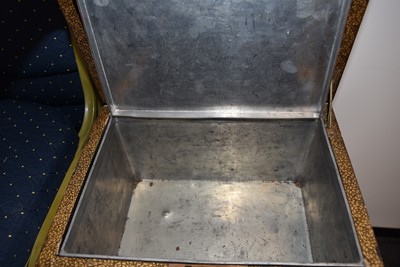 Lot 454 - A large Chinese Tea Caddy