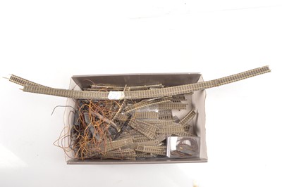 Lot 9 - Fleischmann N gauge flexible and rigid track (99 items)