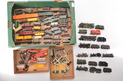 Lot 51 - Tri-ang Hornby 00 gauge Locomotives carriages and wagons with track controllers and accessories (qty in 3 boxes)