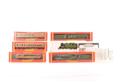 Lot 58 - Hornby (Margate) and Airfix 00 Gauge LNER green Locomotives and three Teak Coaches (6)