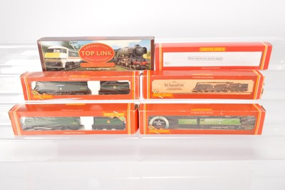 Lot 82 - Hornby 00 gauge Battle of Britain Locomotives and tenders in original boxes  (6)