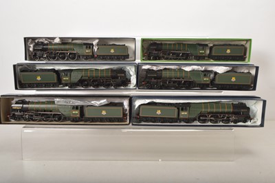 Lot 90 - Hornby  00 gauge Steam Locomotives and tenders in BR green liveries (6)