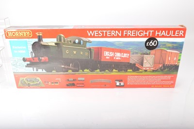 Lot 95 - Hornby 00 gauge Western freight Hauler set in original box (1)