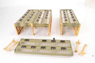 Lot 200 - Hornby-Dublo 00 Gauge 2-Rail unboxed plastic Engine Sheds and Extensions (qty)