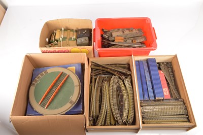 Lot 201 - Very large quantity of Hornby-Dublo 00 Gauge 3-Rail Track Points Controllers and other Accessories (large qty 800+)