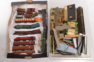 Lot 212 - Unboxed Hornby-Dublo 00 Gauge 3-Rail Locomotives Coaches Goods Rolling stock and large qty of Track together with a few Tri-ang items (qty)