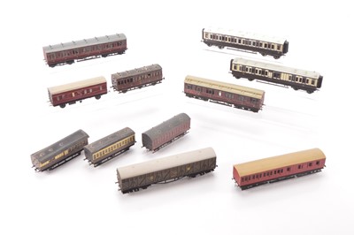 Lot 231 - Ratio and other makers 00 Gauge kitbuilt LNWR LMS and GWR Suburban Coaches and Parcel Vans (11)