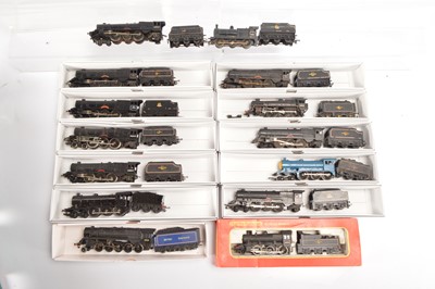 Lot 261 - Hornby  Tri-ang Mainline and other locomotives and tenders  00 gauge all in black liveries (14)