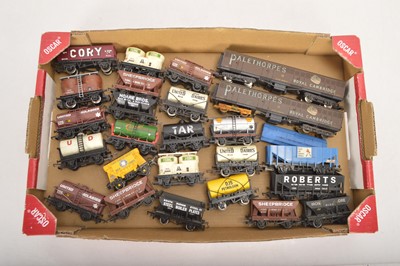 Lot 289 - Hornby Bachmann Mainline and other 00 gauge Private Owner wagons (62)