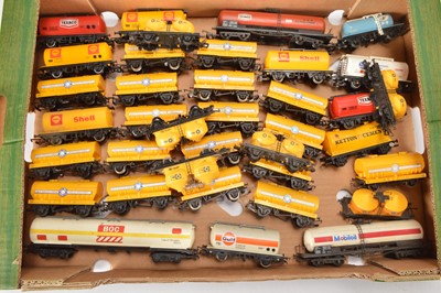 Lot 301 - Hornby Lima  00 gauge Private Owner Tank wagons  (37)