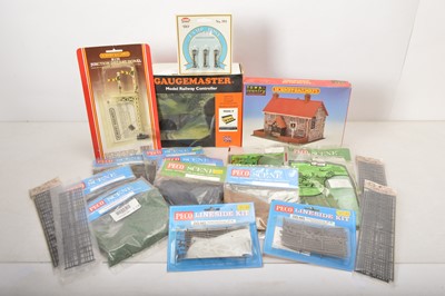 Lot 325 - Gaugemaster Hornby Peco and other controller and scenic accessories (qty in 1 box)