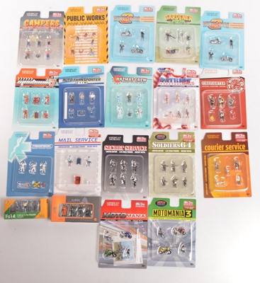 Lot 437 - American Diorama 1:64 scale Figures, in original packaging and two Tiny Hong Kong sets, (16 sets approx 105 figures)
