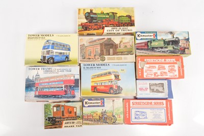 Lot 470 - Unbuilt Plastic and white metal construction kits (11)