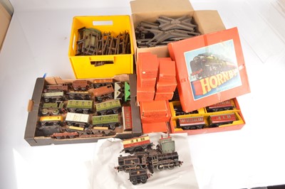 Lot 484 - Post-war Hornby 0 Gauge boxed Passenger Set and Accessories and various unboxed BR LMS and SR Locomotives and Rolling Stock and quantity of track (qty)