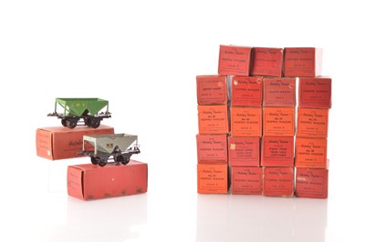 Lot 511 - Hornby 0 Gauge Post war Hopper wagons (21)