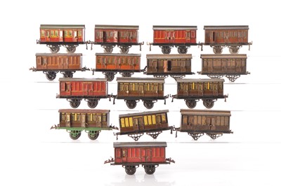 Lot 524 - Hornby 0 Gauge mixed group of no.1 Passenger coaches (15)