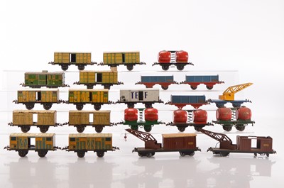 Lot 534 - French Hornby 0 Gauge group of rolling stock (21)