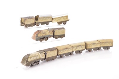 Lot 536 - Hornby 0 Gauge No.0 'Silver Jubilee' Locomotives and coaches (3)