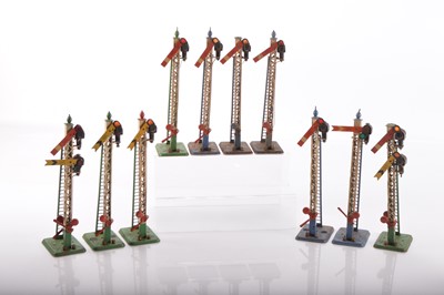 Lot 561 - Hornby 0 Gauge group of electric signals (10)
