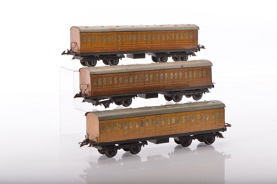 Lot 584 - Hornby 0 Gauge Group of LNER Passenger coaches (3)