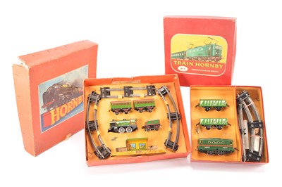 Lot 586 - French Hornby 0 Gauge pair of Set (2)