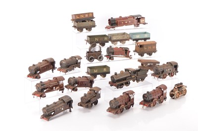 Lot 595 - Hornby 0 Gauge Locomotives and rolling stock (25)