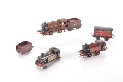 Lot 623 - Hornby 0 Gauge Locomotives and Private owner van (5)