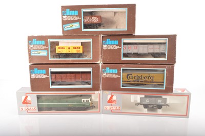 Lot 676 - Lima O gauge Locomotive and wagons all in original boxes (7)