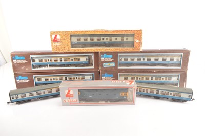 Lot 691 - Lima  O gauge Diesel Locomotive and coaches  (8)