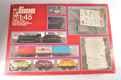 Lot 697 - Lima  O gauge Steam Locomotive freight set   (1)