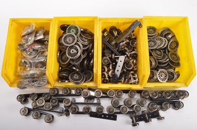 Lot 760 - Ace or similar 0 Gauge modern issue Locomotive, Tender and other wheels (Lge Qty)