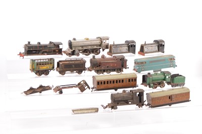 Lot 783 - Marklin Bassett Lowke and other commercial manufacturers 0 Gauge Locomotives/Locomotive bodies, Rolling stock and railway accessories (Qty)