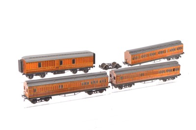 Lot 797 - Scratch/Kit built 0 Gauge course scale GNR/LNER wooden Coaches (4)