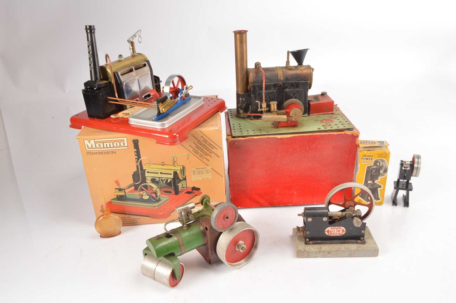 Lot 813 - Mamod Bowman  Lamedo and SEL Steam Engines and Accessories and Torch Electric Power Engine (5)