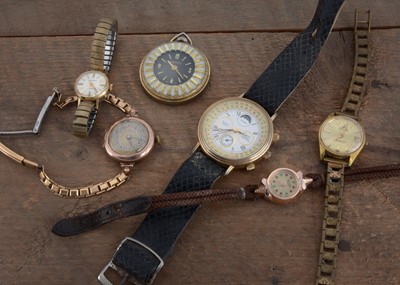 Lot 120 - An early 20th century 9ct gold cased lady's wristwatch and five other watches