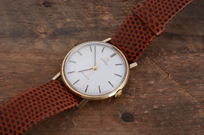 Lot 213 - A c1960s Omega manual wind gold cased wristwatch